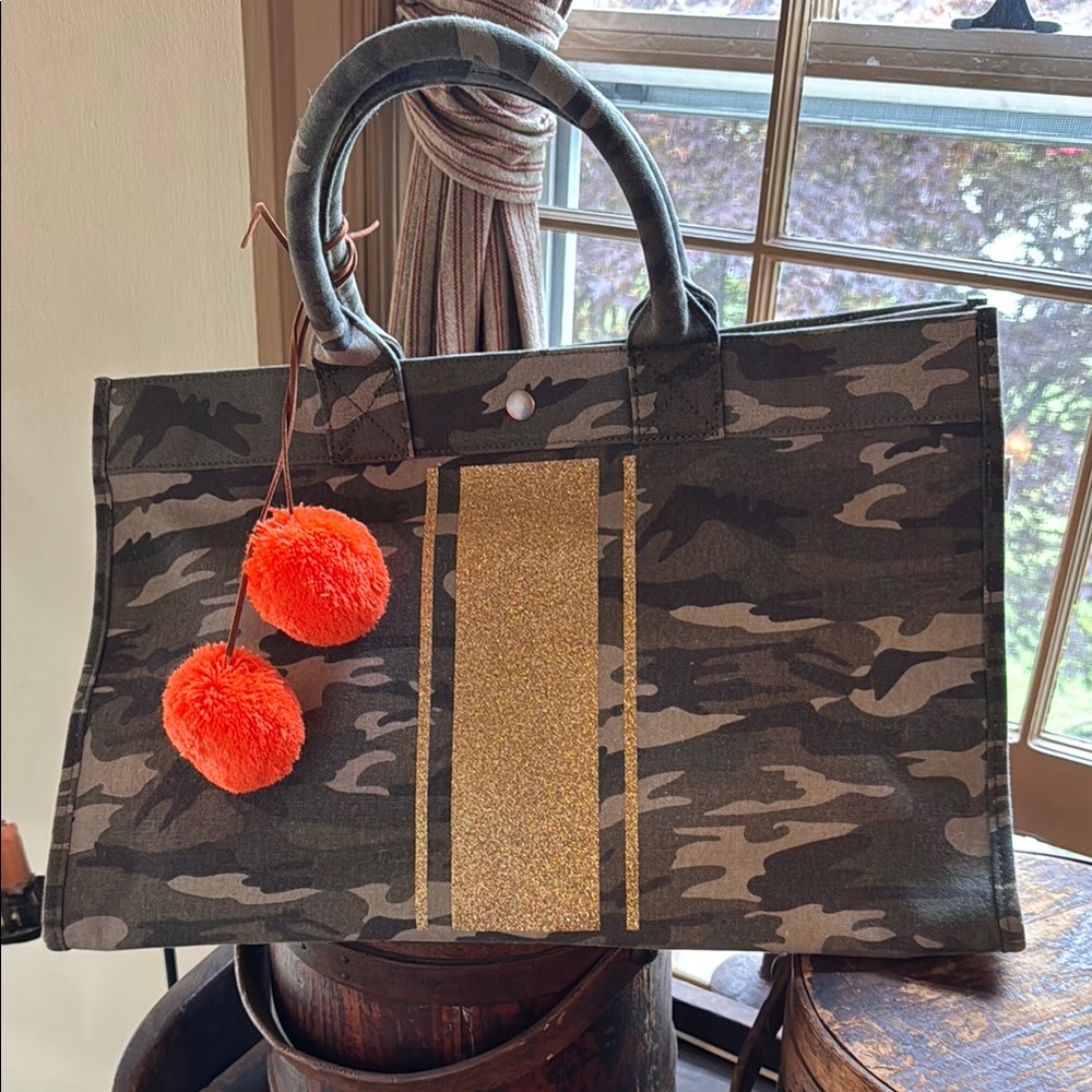 NWT Green and Gold Tote Bag with Playful Accents